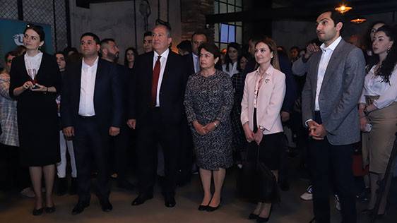 Նախագահ Սարգսյանը ներկա է գտնվել Ucom-ի և «Creative Armenia»-ի ստեղծարար երիտասարդների միջոցառմանը