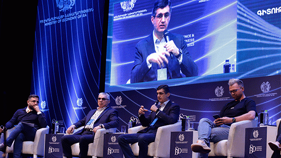Director General of Ucom Ralph Yirikian spoke at the "Science and Business Days 2023" conference